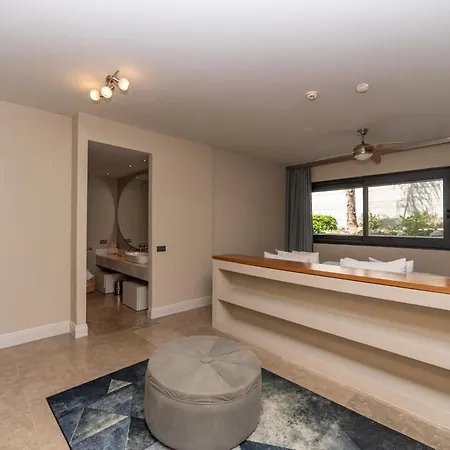 Vistaport B - Luxury With Private Pool And Sea View ヴィラ *