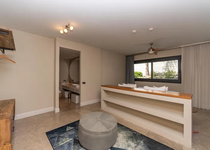 Vistaport B - Luxury With Private Pool And Sea View 别墅 *