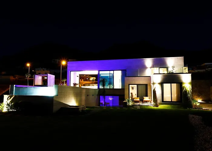 Vistaport B - Luxury With Private Pool And Sea View