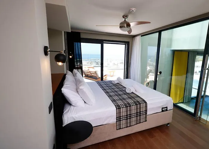 Vistaport B - Luxury With Private Pool And Sea View Vilă