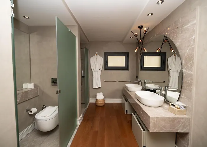 Vistaport B - Luxury With Private Pool And Sea View Vilă